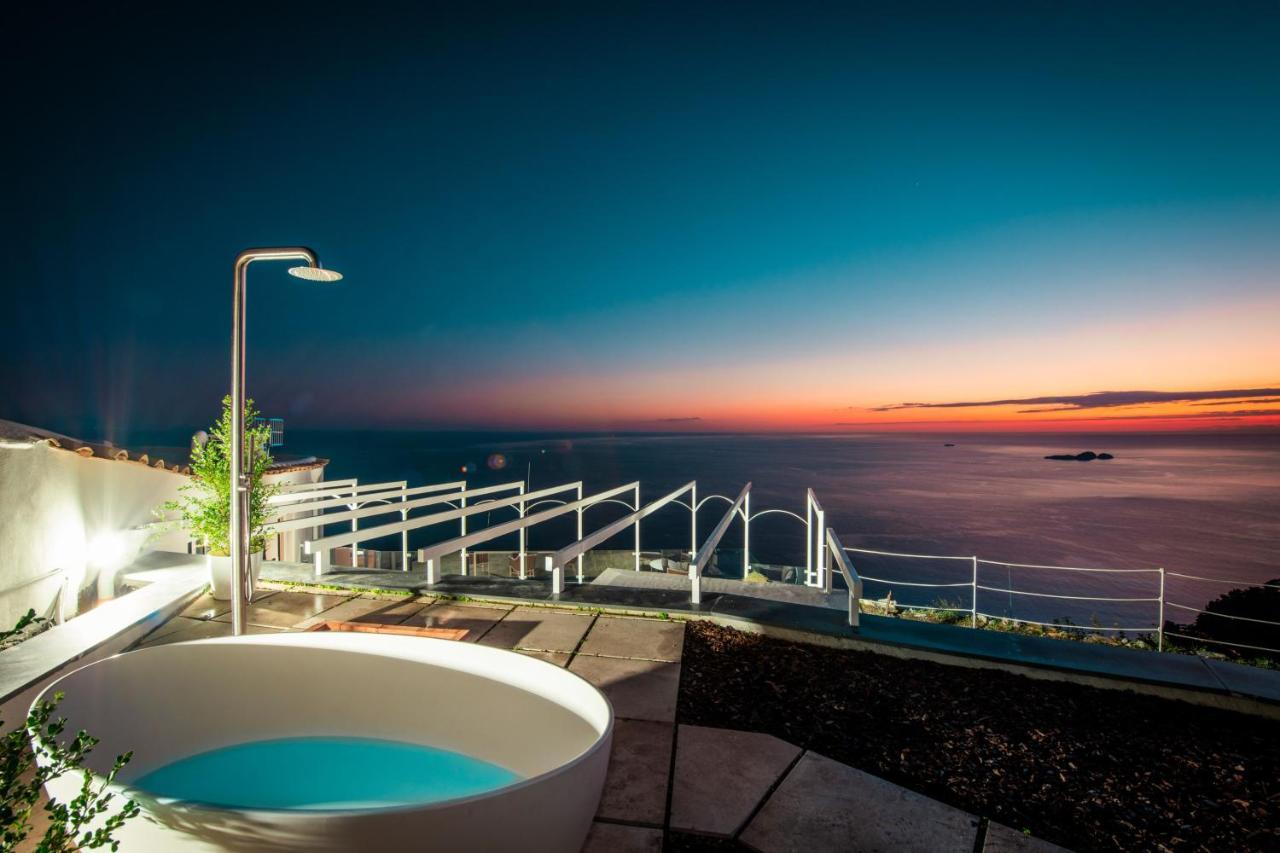 פוזיטנו Villa La Tagliata Spectacular Jacuzzi Tub Amazing View And Private Parking Garage מראה חיצוני תמונה
