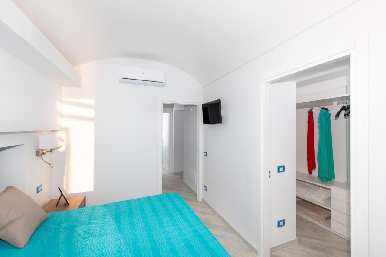 פוזיטנו Villa La Tagliata Spectacular Jacuzzi Tub Amazing View And Private Parking Garage מראה חיצוני תמונה